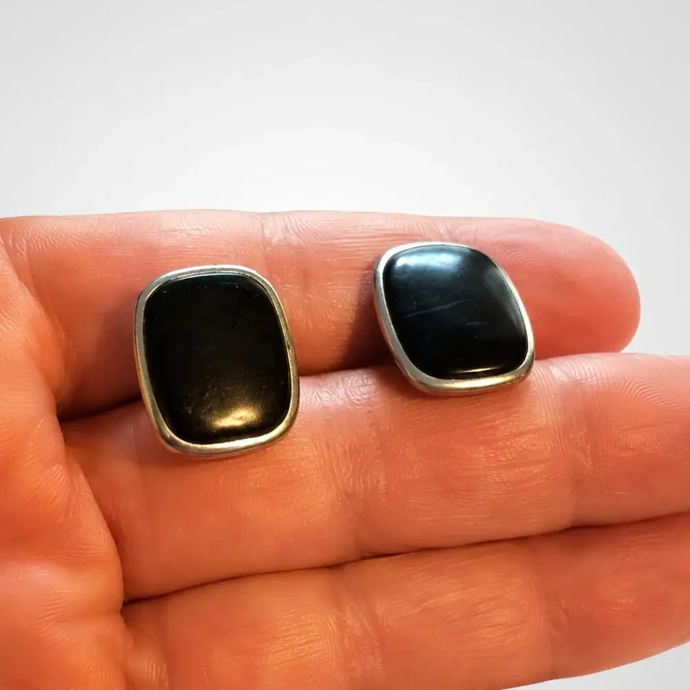 Unbranded black cuff